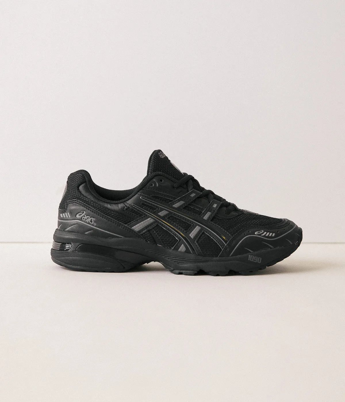 Asics Gel-1090 Shoes - Black / Black