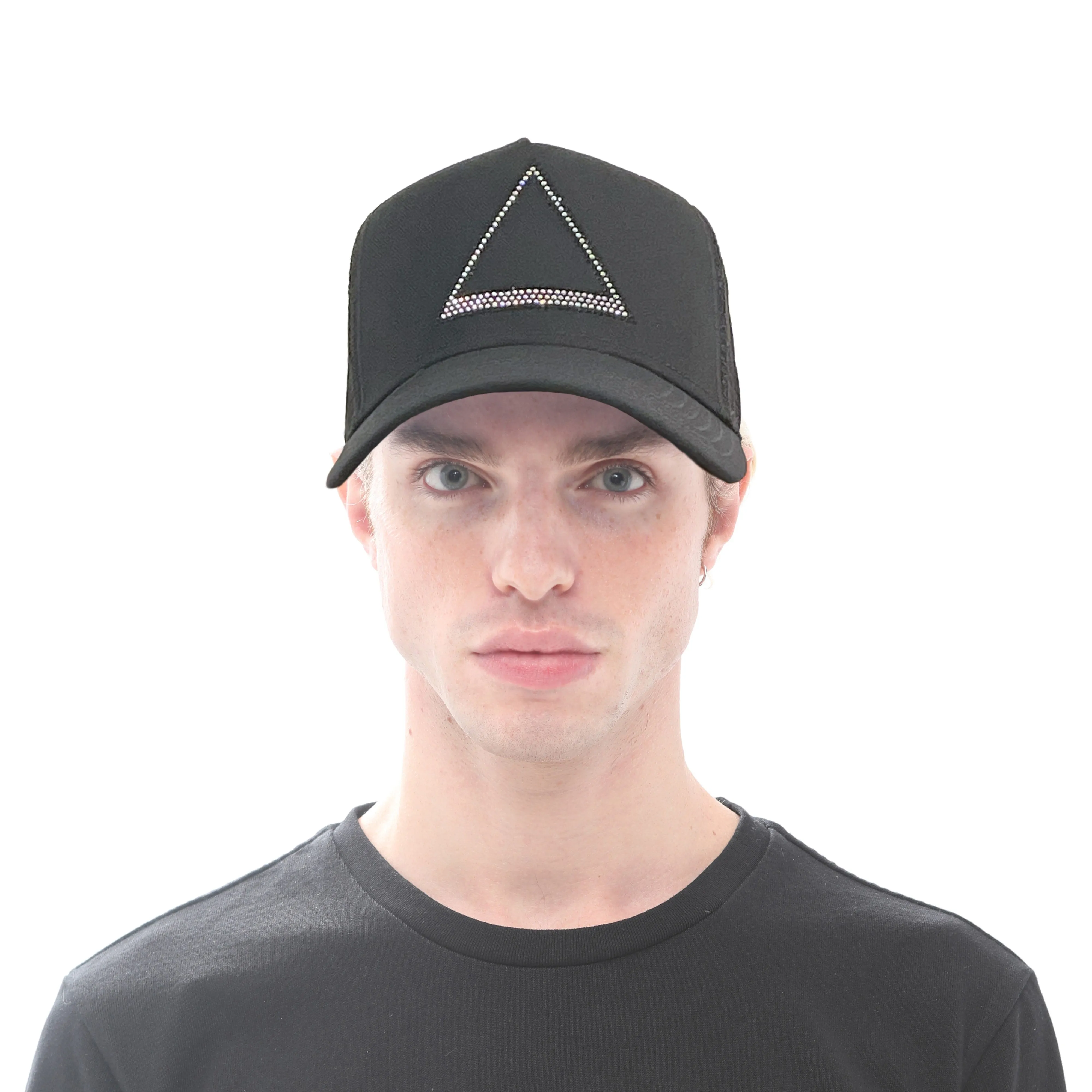 CRYSTAL TRIANGLE LOGO HAT IN BLACK