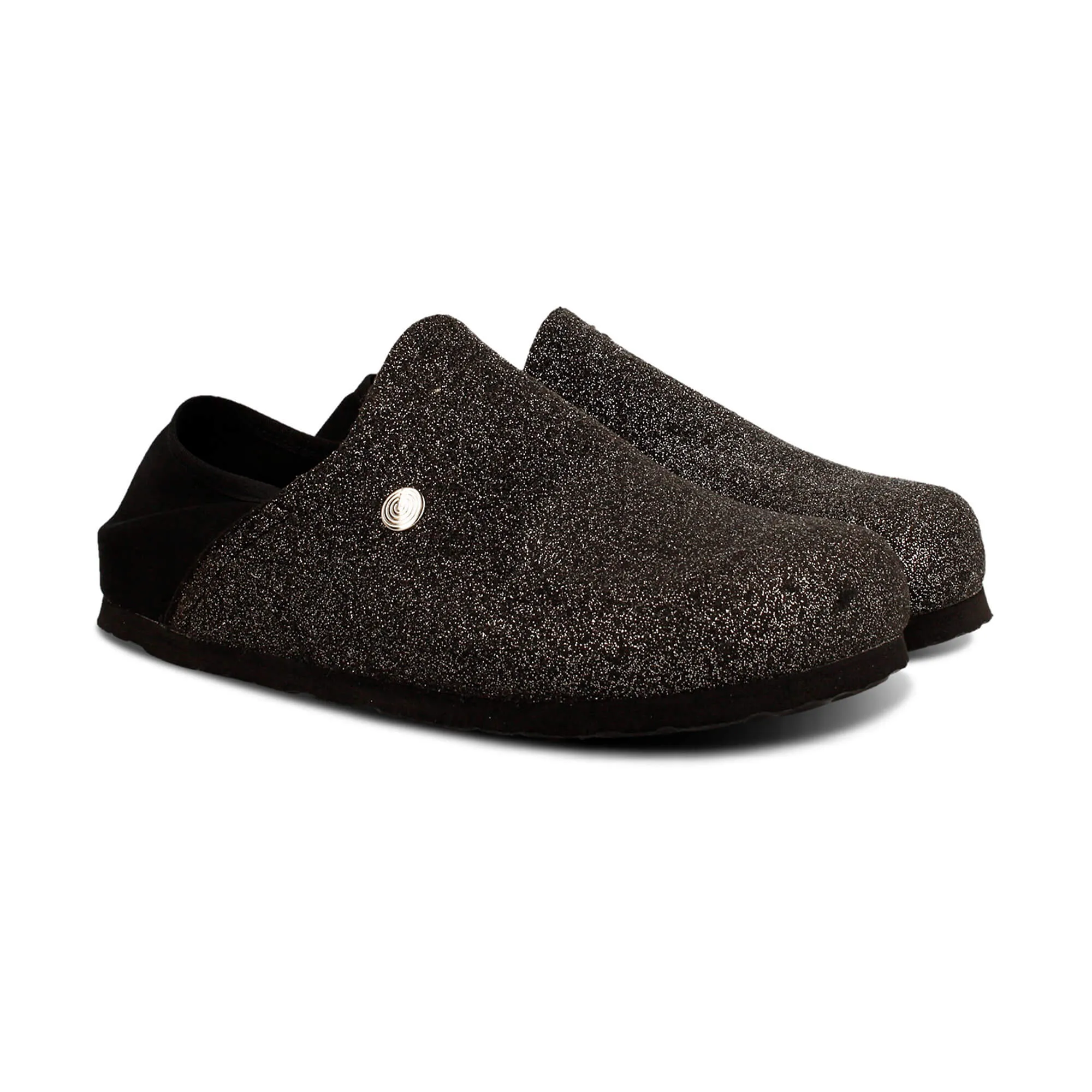 Kipnuk Black Slip On